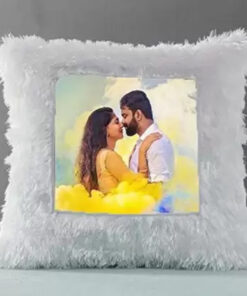 Personalized LED cushion with photo and soft glow – a stylish way to illuminate memories